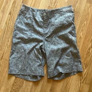 Bermuda shorts that are lightweight and linen feel